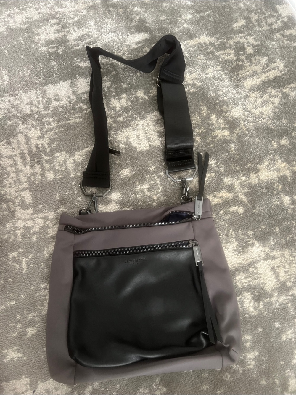 Kenneth Cole Black and Gray Crossbody Messenger Bag